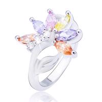 Błyszczący srebrny pierścionek, kwiat z kolorowymi cyrkoniowymi płatkami - Rozmiar : 48