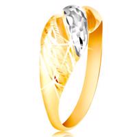 Złoty pierścionek 585 - wypukłe paski żółtego i białego złota, lśniące rowki - Rozmiar : 49